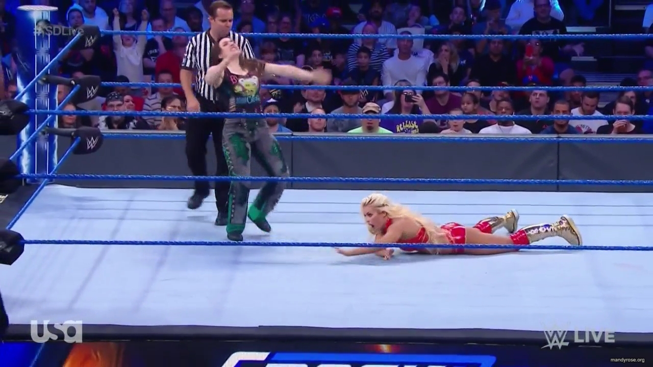 WWE_SmackDown_Live_2019_09_10_720p_HDTV_x264-NWCHD_mp40366.jpg