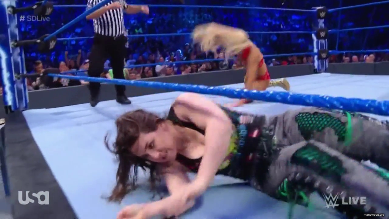 WWE_SmackDown_Live_2019_09_10_720p_HDTV_x264-NWCHD_mp40390.jpg