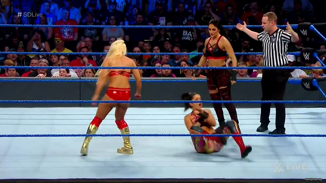 WWE_Smackdown_Live_2019_07_16_720p_HDTV_x264-Star_mkv1409.jpg