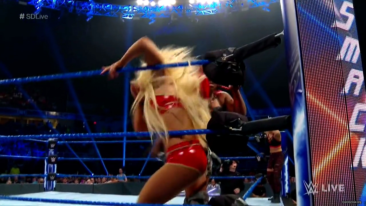 WWE_Smackdown_Live_2019_07_16_720p_HDTV_x264-Star_mkv1470.jpg