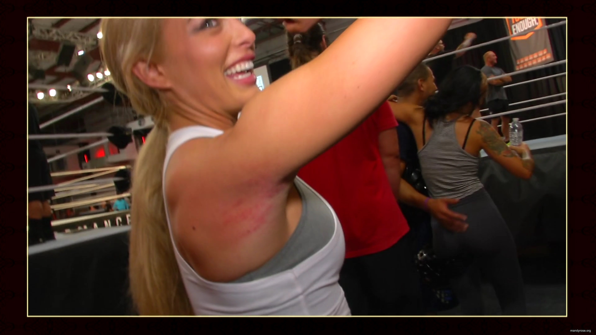 WWE_Table_For_3_S05E07_Ladies_Luncheon_1080p_WEB_h264-HEEL_mp40265.jpg