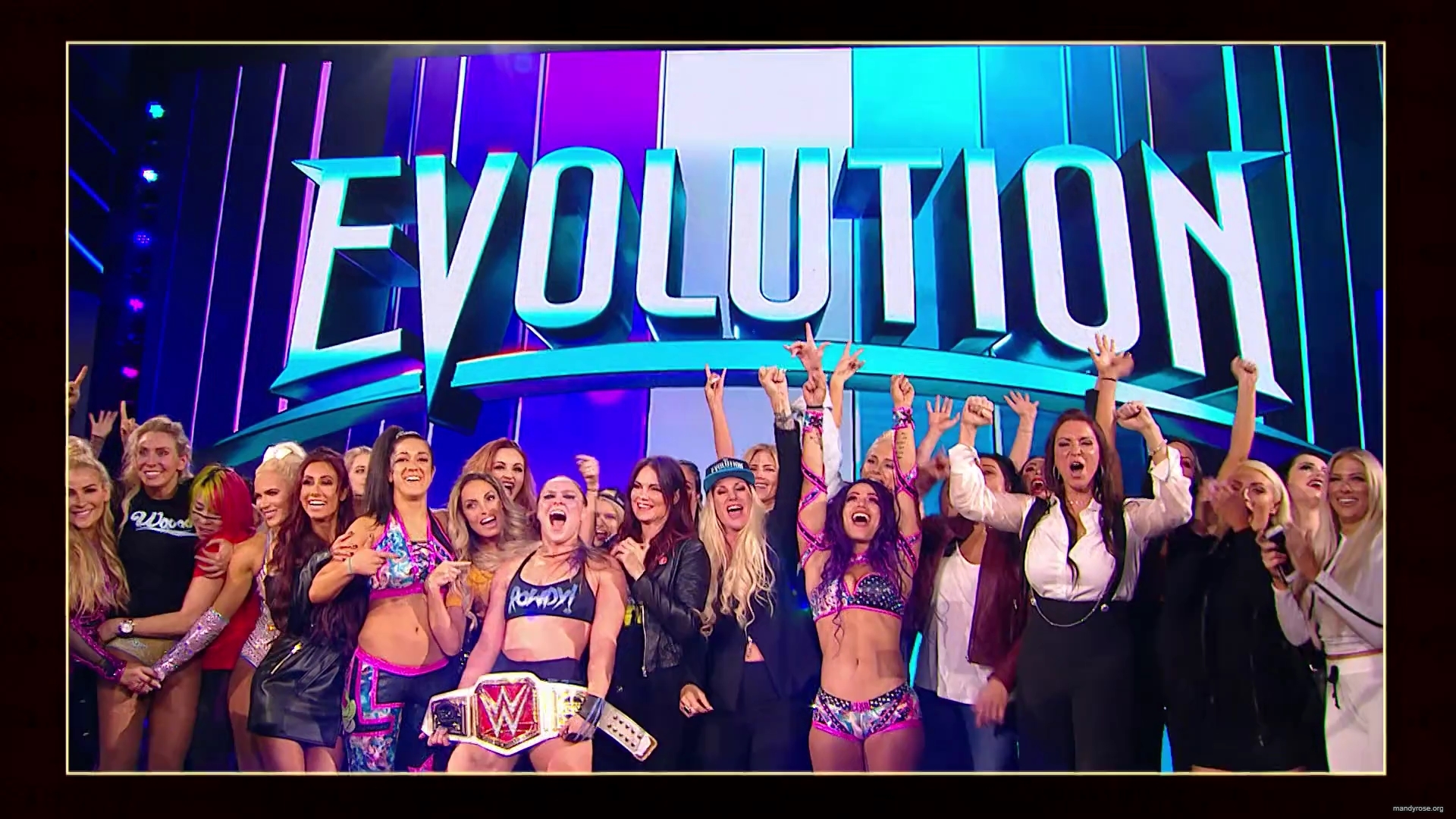 WWE_Table_For_3_S05E07_Ladies_Luncheon_1080p_WEB_h264-HEEL_mp40895.jpg