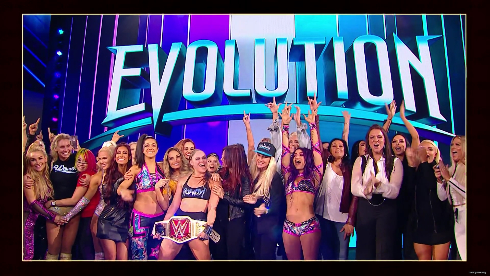 WWE_Table_For_3_S05E07_Ladies_Luncheon_1080p_WEB_h264-HEEL_mp40896.jpg