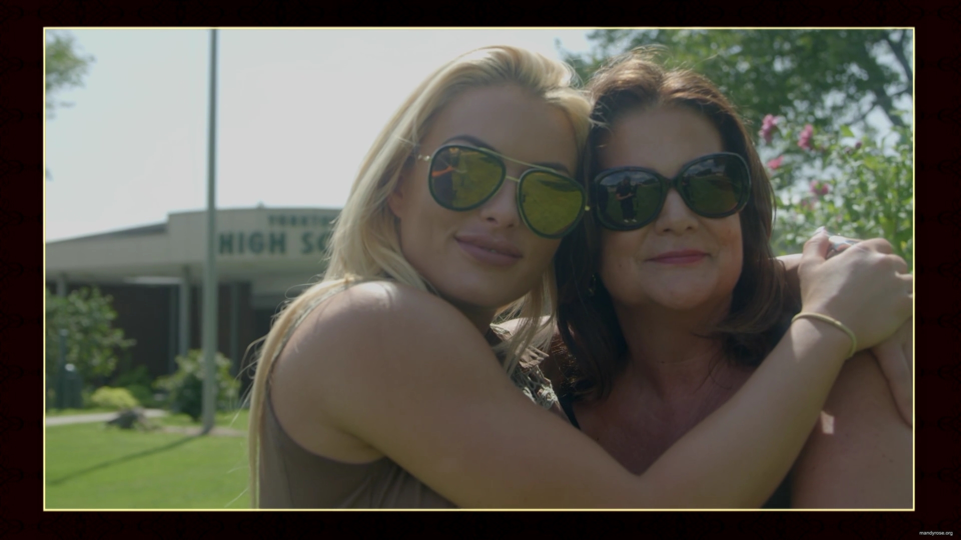 WWE_Table_For_3_S05E07_Ladies_Luncheon_1080p_WEB_h264-HEEL_mp41197.jpg