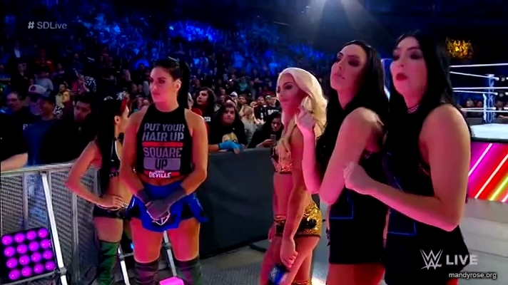 Women_Smackdown_Live_mp41249.jpg