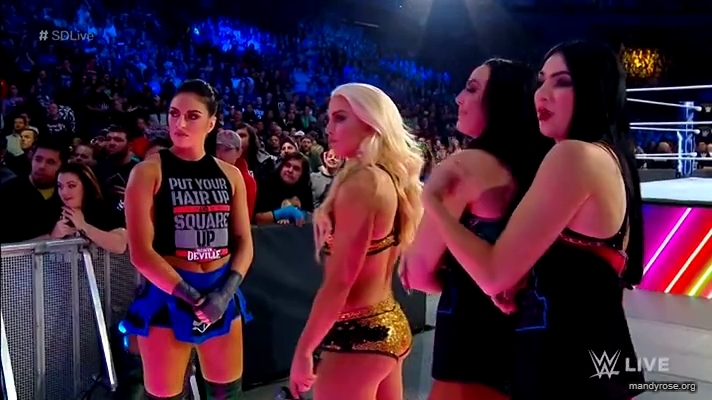 Women_Smackdown_Live_mp41263.jpg