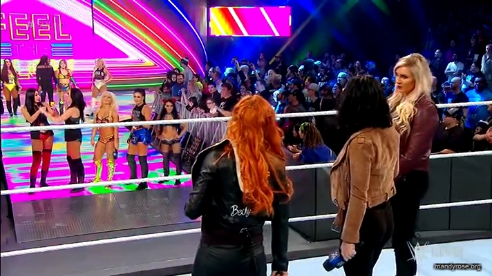 Women_Smackdown_Live_mp41310.jpg