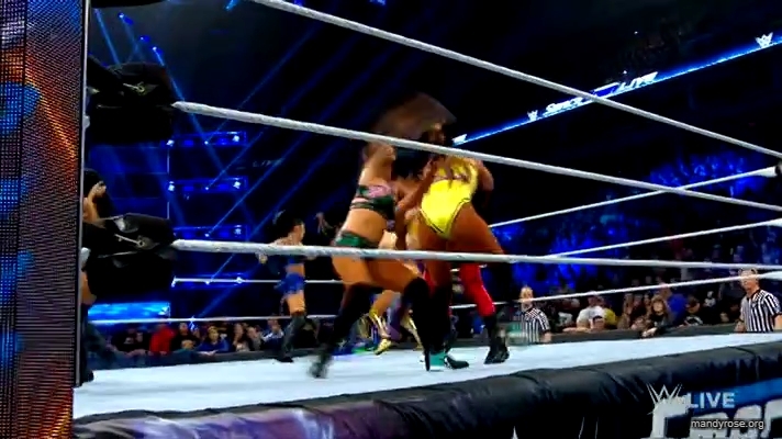 Women_Smackdown_Live_mp41547.jpg