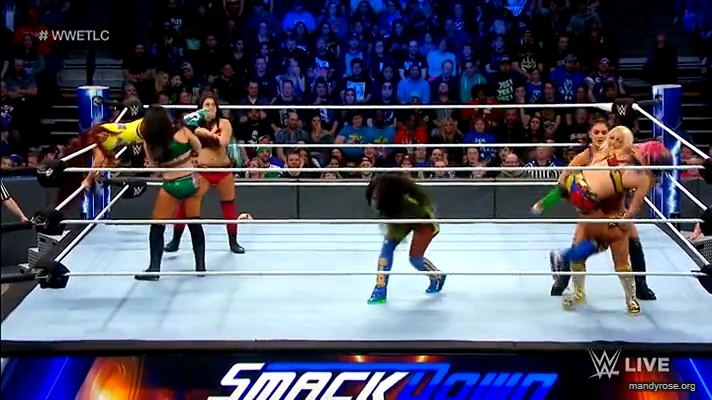 Women_Smackdown_Live_mp41615.jpg