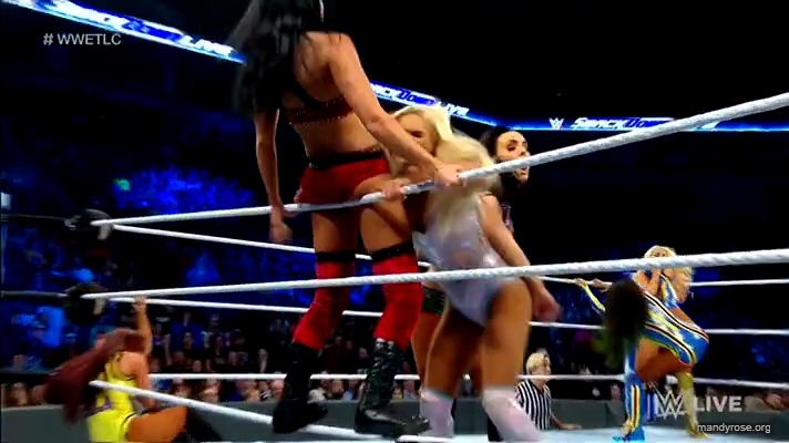 Women_Smackdown_Live_mp41636.jpg