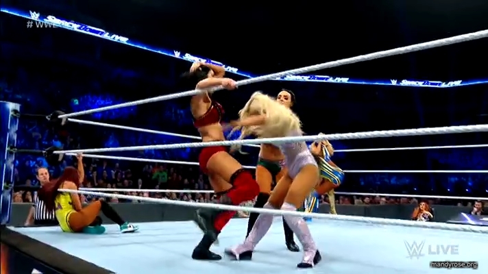 Women_Smackdown_Live_mp41637.jpg