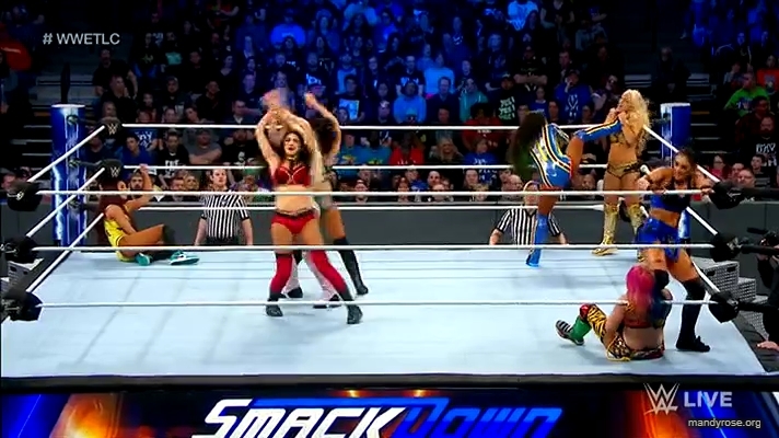 Women_Smackdown_Live_mp41639.jpg