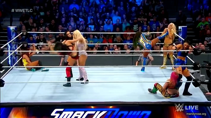 Women_Smackdown_Live_mp41640.jpg