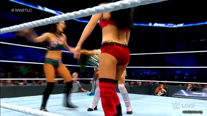 Women_Smackdown_Live_mp41641.jpg