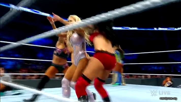 Women_Smackdown_Live_mp41643.jpg