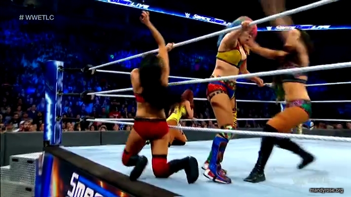 Women_Smackdown_Live_mp41682.jpg