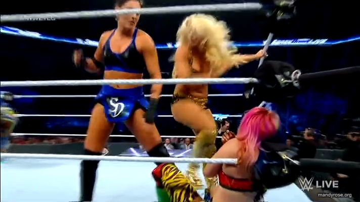 Women_Smackdown_Live_mp41754.jpg