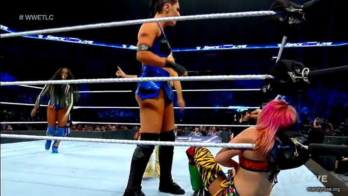 Women_Smackdown_Live_mp41755.jpg