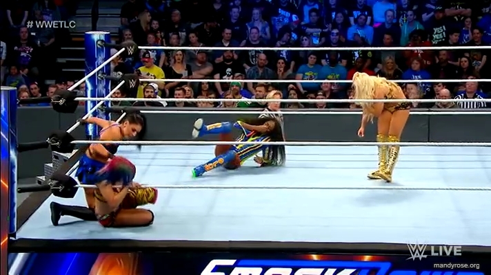 Women_Smackdown_Live_mp41762.jpg