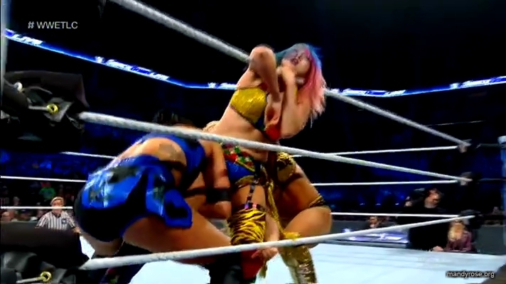 Women_Smackdown_Live_mp41776.jpg