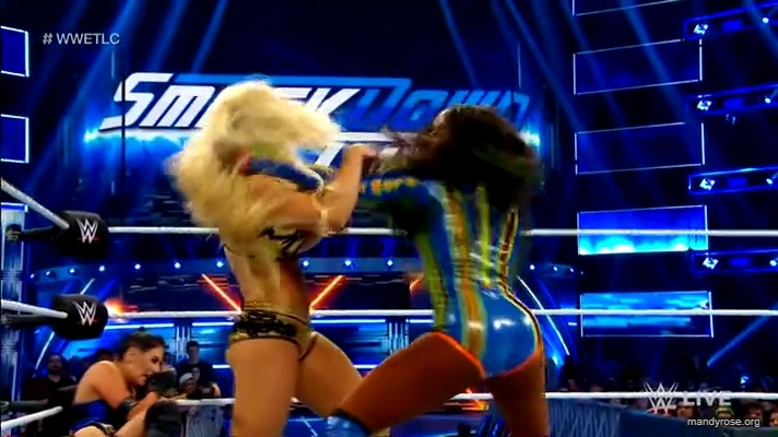 Women_Smackdown_Live_mp41786.jpg