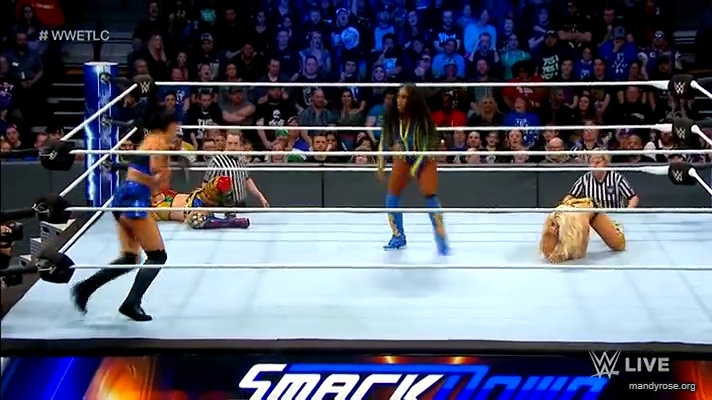 Women_Smackdown_Live_mp41798.jpg