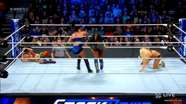 Women_Smackdown_Live_mp41799.jpg