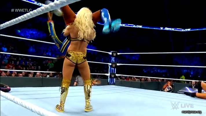 Women_Smackdown_Live_mp41812.jpg