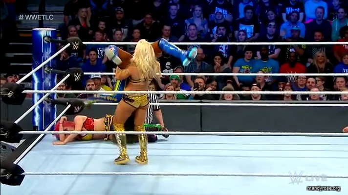 Women_Smackdown_Live_mp41815.jpg