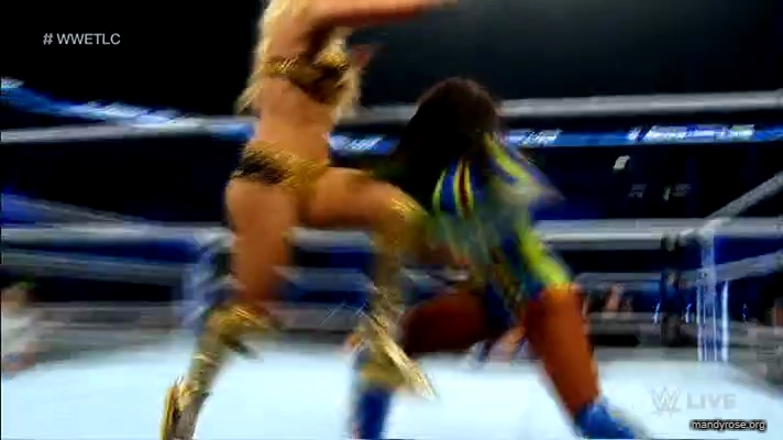 Women_Smackdown_Live_mp41832.jpg