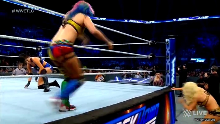 Women_Smackdown_Live_mp41855.jpg