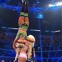 WWE_Friday_Night_SmackDown_2019_10_18_720p_HDTV_x264-NWCHD_mp41865.jpg
