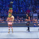 WWE_Friday_Night_SmackDown_2019_10_18_720p_HDTV_x264-NWCHD_mp41866.jpg