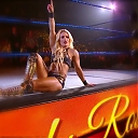 WWE_Friday_Night_SmackDown_2019_10_25_720p_HDTV_x264-NWCHD_mp42170.jpg