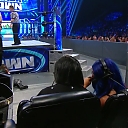 WWE_Friday_Night_SmackDown_2019_10_25_720p_HDTV_x264-NWCHD_mp42400.jpg