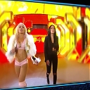 WWE_Friday_Night_SmackDown_2019_12_06_720p_HDTV_x264-NWCHD_mp40037.jpg