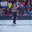WWE_Friday_Night_SmackDown_2019_12_06_720p_HDTV_x264-NWCHD_mp40122.jpg
