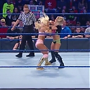 WWE_Friday_Night_SmackDown_2019_12_06_720p_HDTV_x264-NWCHD_mp40133.jpg