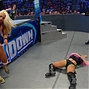 WWE_Friday_Night_SmackDown_2019_12_06_720p_HDTV_x264-NWCHD_mp40171.jpg