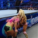WWE_Friday_Night_SmackDown_2019_12_06_720p_HDTV_x264-NWCHD_mp40188.jpg