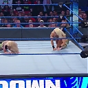 WWE_Friday_Night_SmackDown_2019_12_06_720p_HDTV_x264-NWCHD_mp40195.jpg