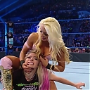 WWE_Friday_Night_SmackDown_2019_12_06_720p_HDTV_x264-NWCHD_mp40221.jpg