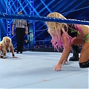 WWE_Friday_Night_SmackDown_2019_12_06_720p_HDTV_x264-NWCHD_mp40257.jpg