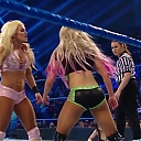 WWE_Friday_Night_SmackDown_2019_12_06_720p_HDTV_x264-NWCHD_mp40295.jpg