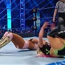 WWE_Friday_Night_SmackDown_2019_12_06_720p_HDTV_x264-NWCHD_mp40336.jpg