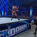 WWE_Friday_Night_SmackDown_2019_12_06_720p_HDTV_x264-NWCHD_mp40339.jpg