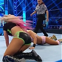 WWE_Friday_Night_SmackDown_2019_12_06_720p_HDTV_x264-NWCHD_mp40351.jpg