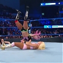 WWE_Friday_Night_SmackDown_2019_12_06_720p_HDTV_x264-NWCHD_mp40372.jpg