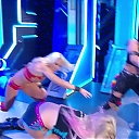 WWE_Friday_Night_SmackDown_2019_12_13_720p_HDTV_x264-NWCHD_mp40095.jpg