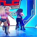 WWE_Friday_Night_SmackDown_2019_12_13_720p_HDTV_x264-NWCHD_mp40098.jpg